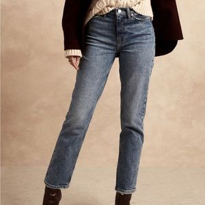 NWT Banana Republic The Straight Jean